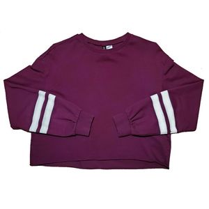 H&M: Cropped Sweatshirt
